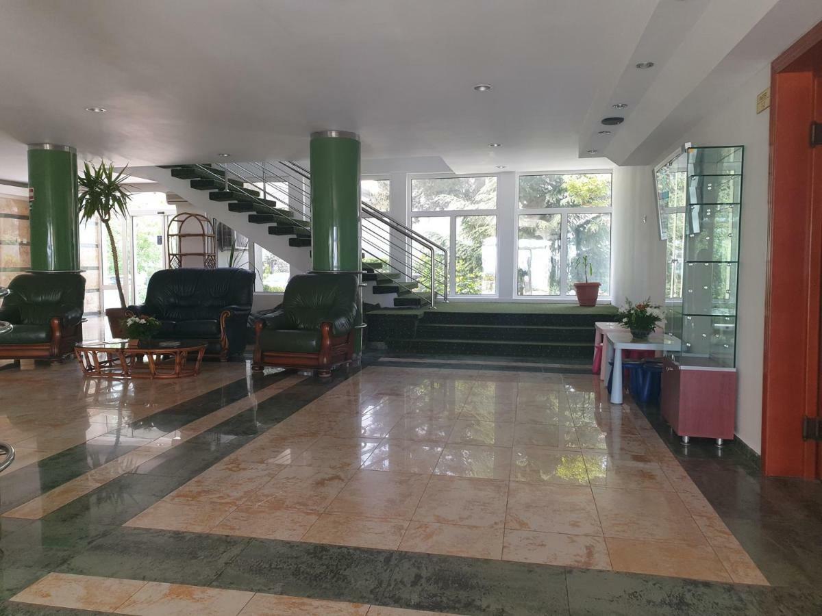 Hotel Central مامايا المظهر الخارجي الصورة
