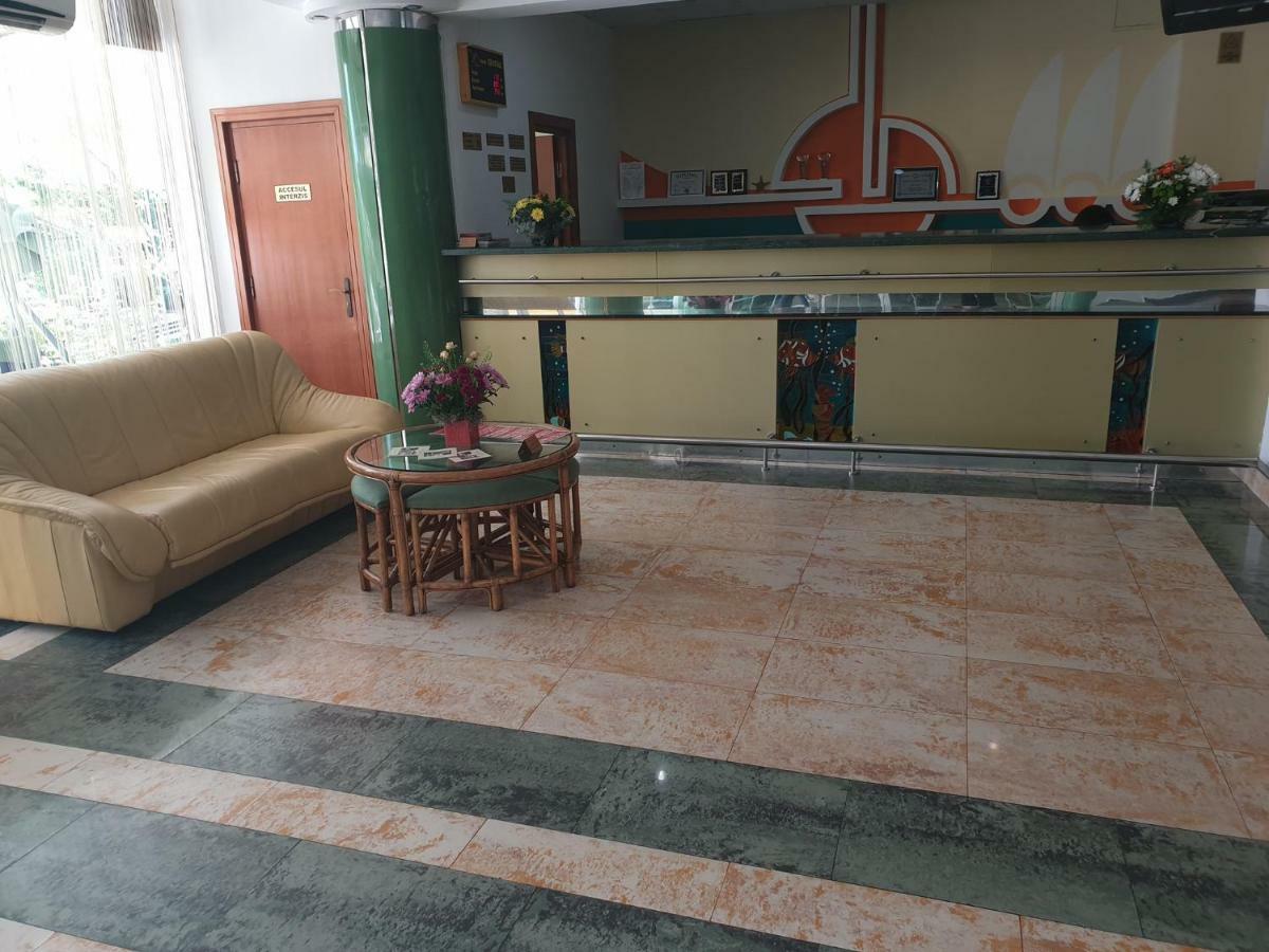Hotel Central مامايا المظهر الخارجي الصورة